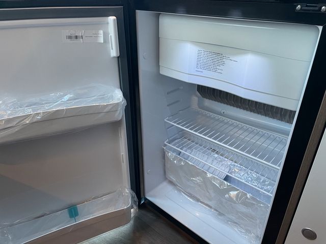 Carado V 337 PRO+ AUTOMATIK  Navi Kamera Smart TV