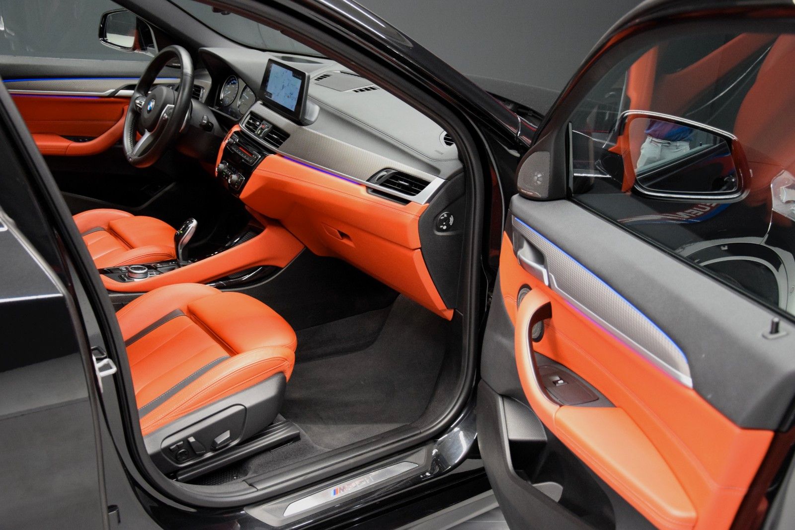 Fahrzeugabbildung BMW X2 xDrive M35i Pano ACC HuD h/k Schalensitze LED