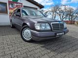 Mercedes-Benz E 280 124 T, AUTOMATIK,KLIMA,TÜV  ,H KENNZEICHEN - Mercedes E 280 mit Anhängerkupplung