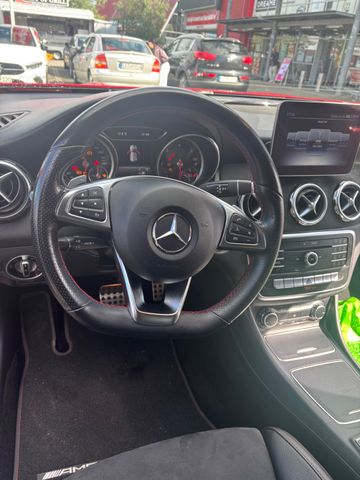 MERCEDES-BENZ  GLA 220 d 4MATIC DCT -Linie AMG