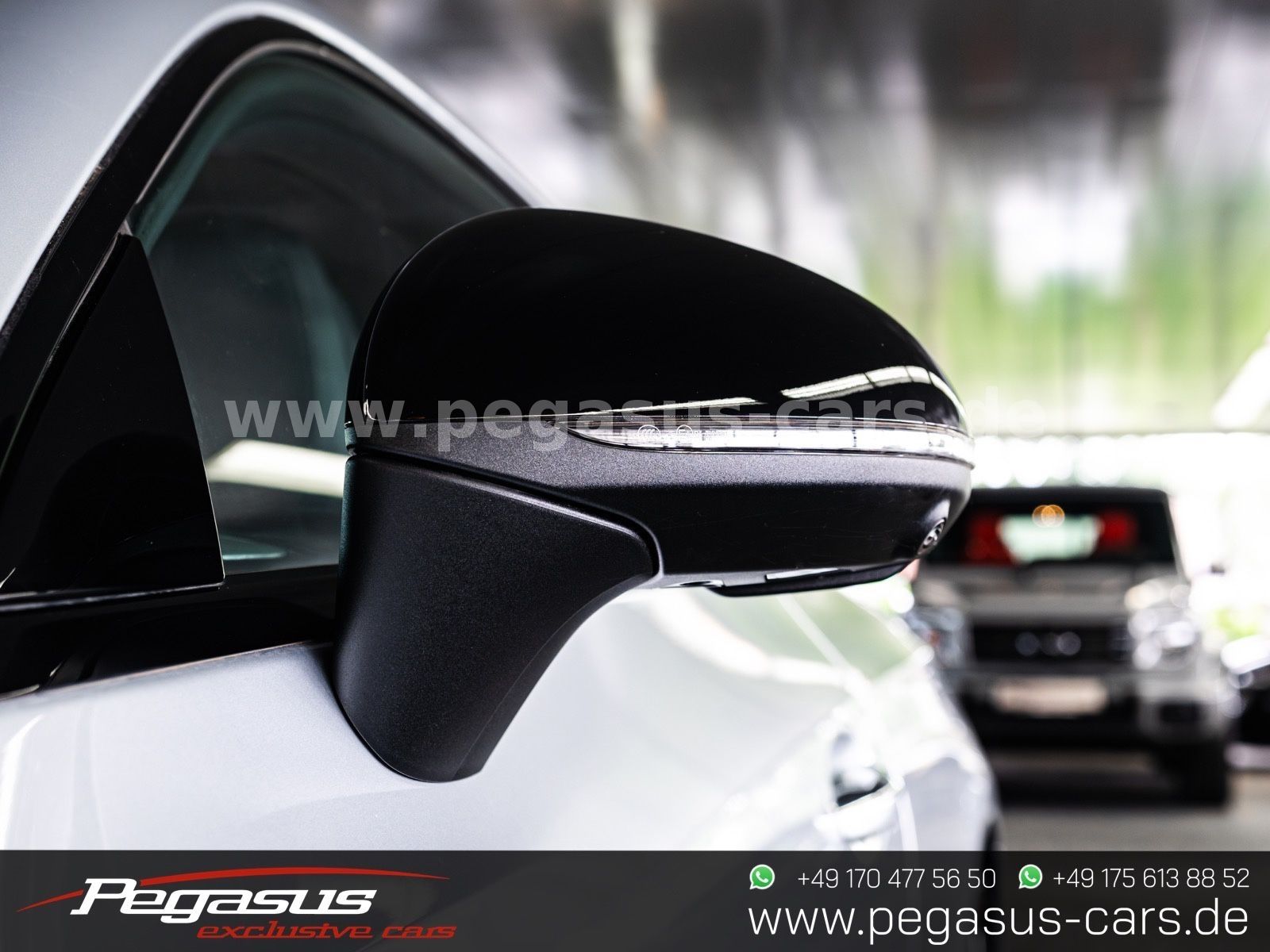 MERCEDES-BENZ CLE 200 - 12