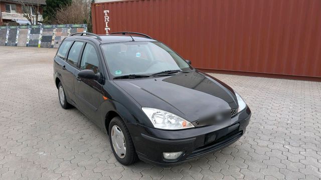 Ford Focus Kombi TÜV 02/2026