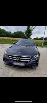 Mercedes-Benz E 220 d 4MATIC Autom. -*BURM.*AMG-PAKET*WIDESCR* - Mercedes-Benz E 220 mit Diesel-Antrieb: Alcantara, Limousine