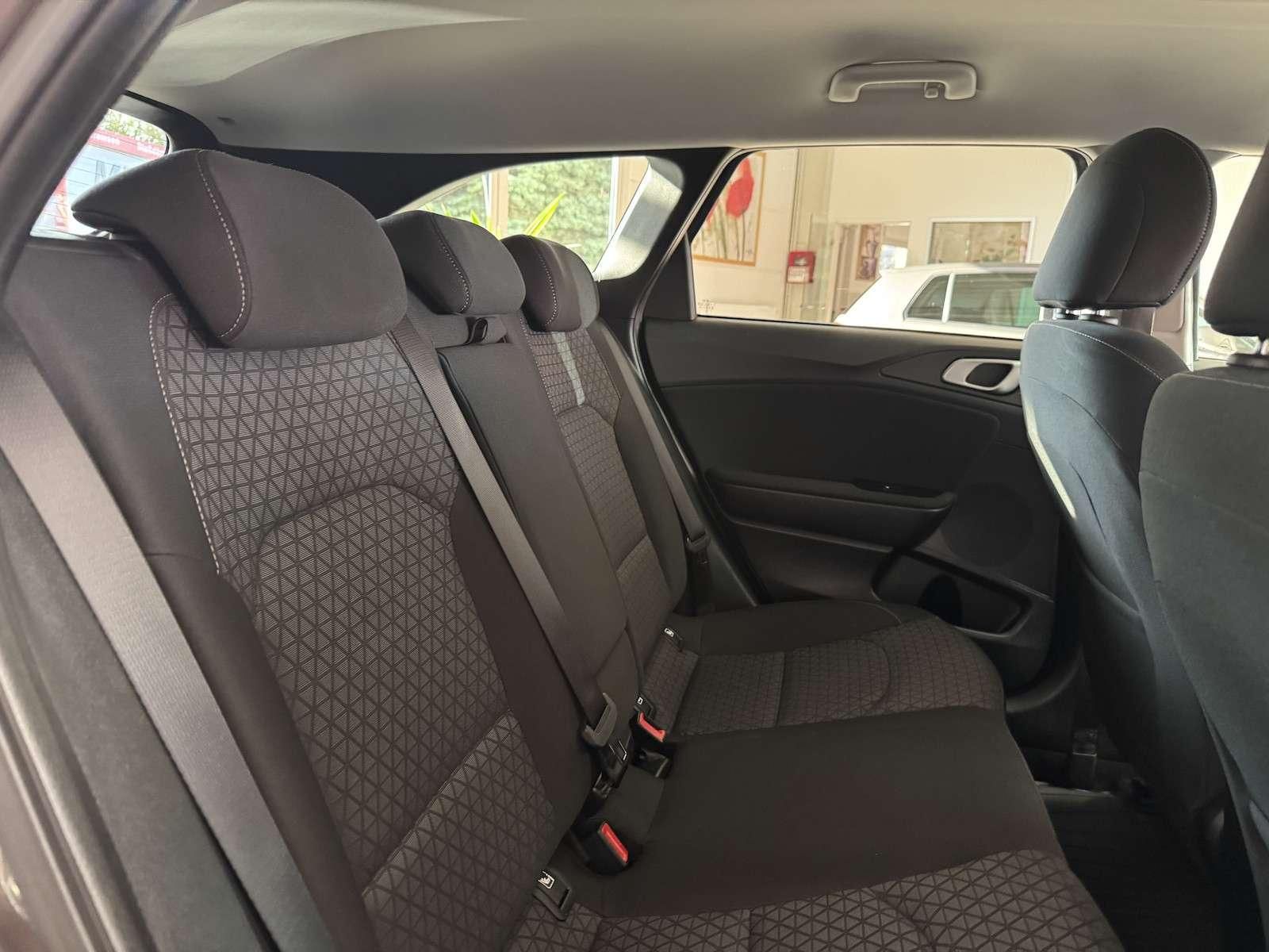 Fahrzeugabbildung Kia Ceed Sportswagon cee´d Autom. /LED/Navi/Spur/...