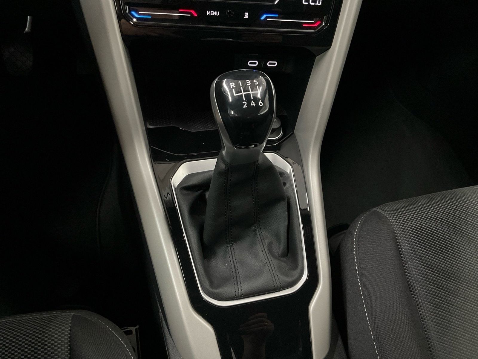 Volkswagen T-Roc - Bild 15