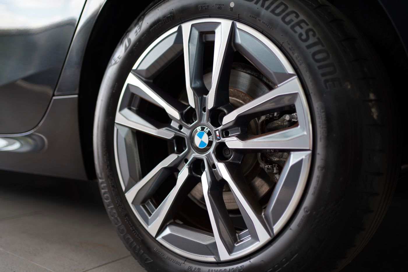 Fahrzeugabbildung BMW 223iA Active Tourer M Sport Glasdach+AHK+Head Up