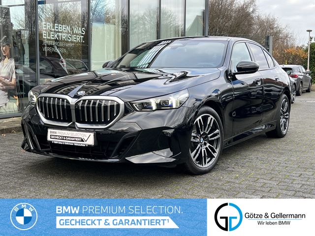 BMW 520i M Sport //Standheizung Pano HeadUp