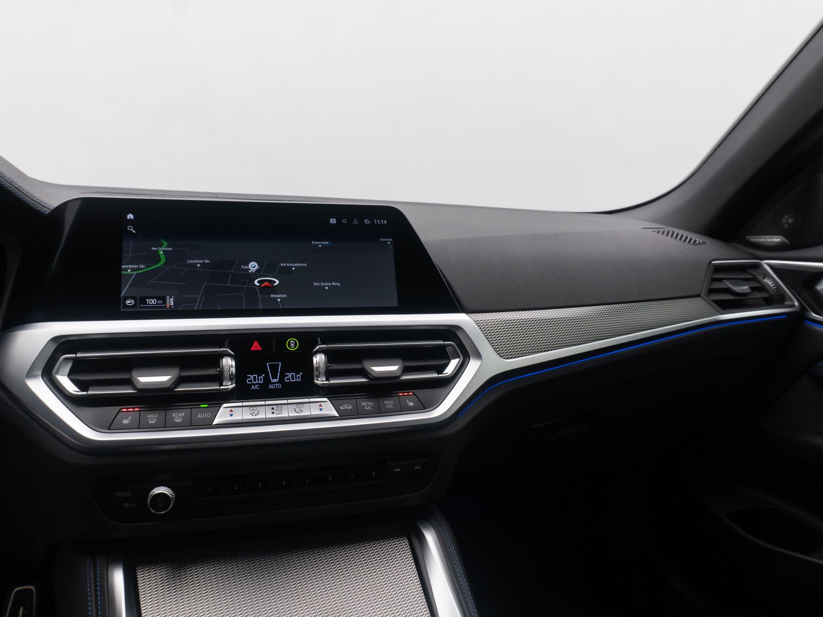 Fahrzeugabbildung BMW M440i Cabrio DAB H/K CockPitPro AHK Alarm 18Zoll