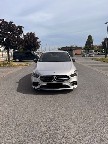 MERCEDES-BENZ Mercedes B 220 AMG Line
