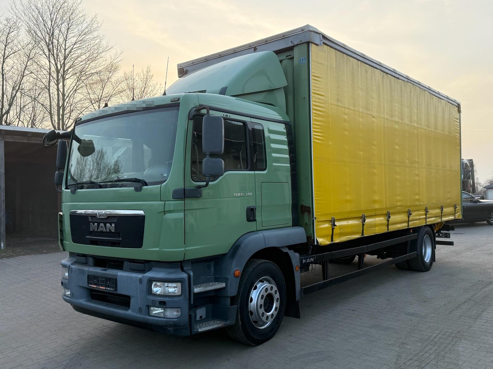 MAN TGM15.340 Hubdach*Edscha*Schlafkabine*7,4m*AHK