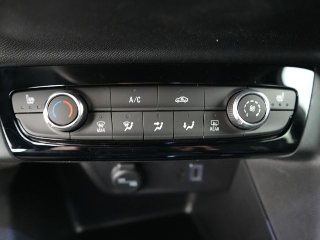 Corsa F FACELIFT YES+SITZHEIZUNG+LED-SCHEINWERFE