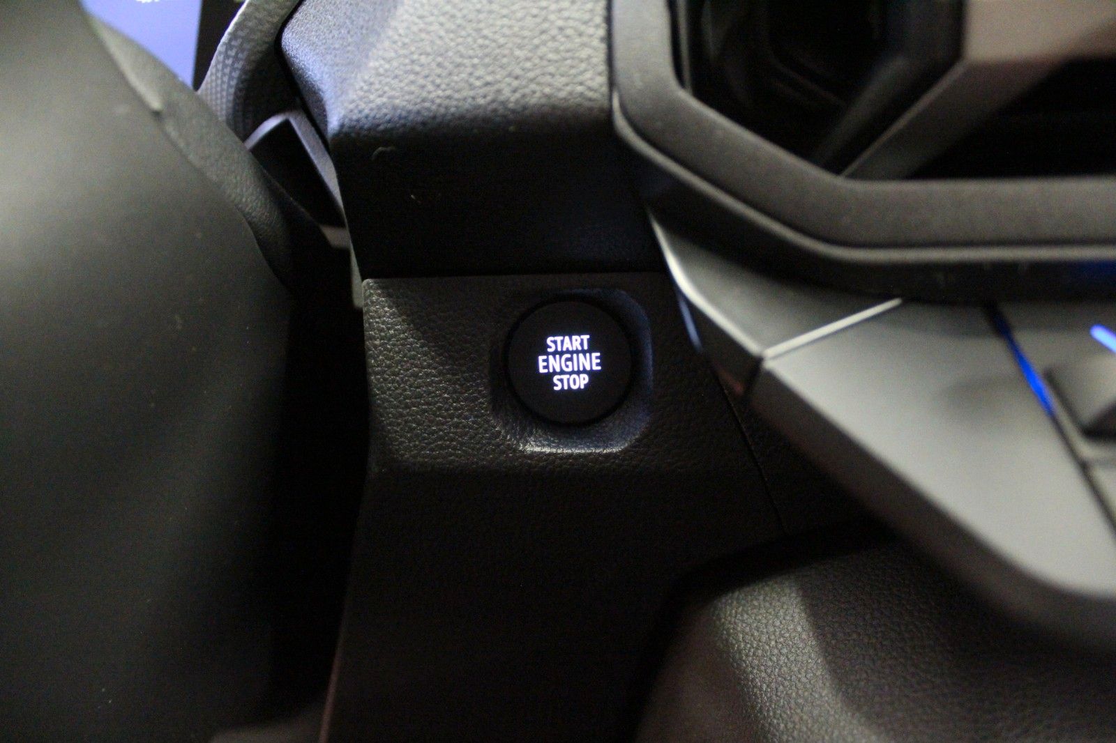 Fahrzeugabbildung Dacia Duster hybrid-G 150 4x4 Journey MY26