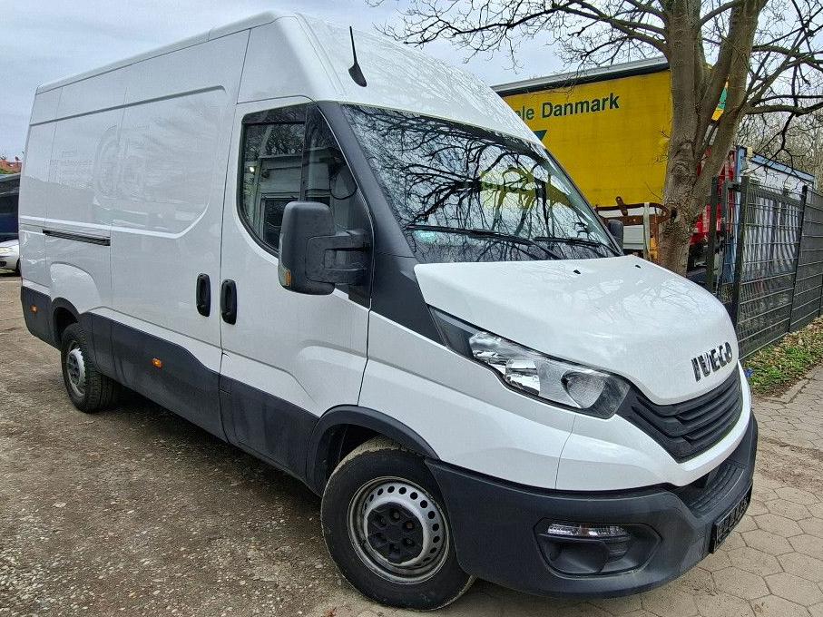 Iveco DAILY 35S14*AUT*KLIMA*AHK*nur 61 Tkm