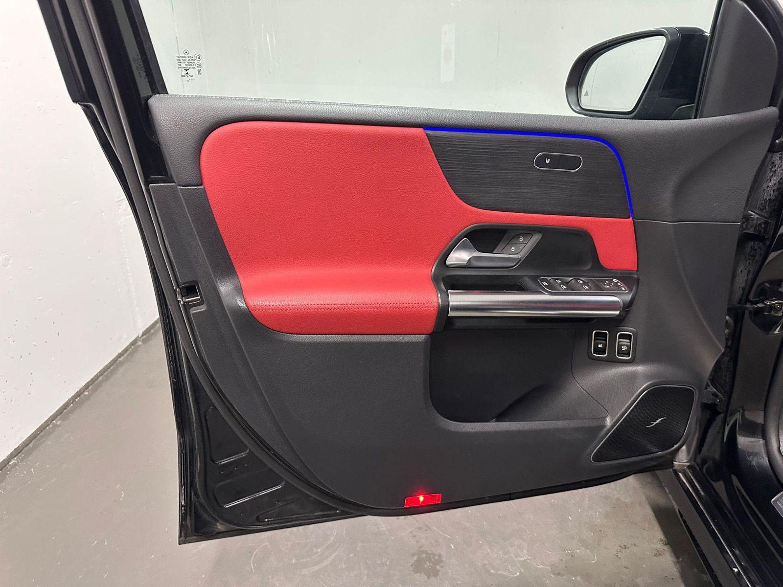 Fahrzeugabbildung Mercedes-Benz B 250 e *AMG-LINE*NIGHT*360*KEYLESS*LEDER*