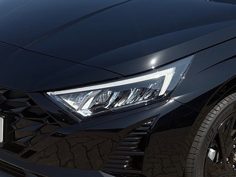 Fahrzeugabbildung Hyundai i20 1.0T 90PS Blackline