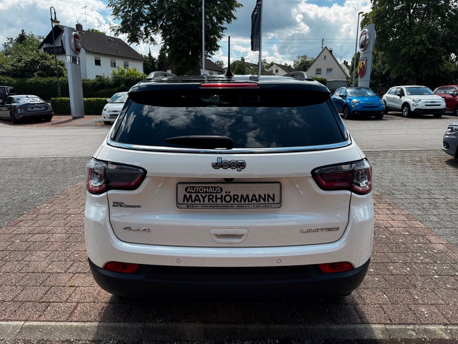 Fahrzeugabbildung Jeep Compass 1,4l 4x4 170PS NAVI SITZH. ACC KAMERA