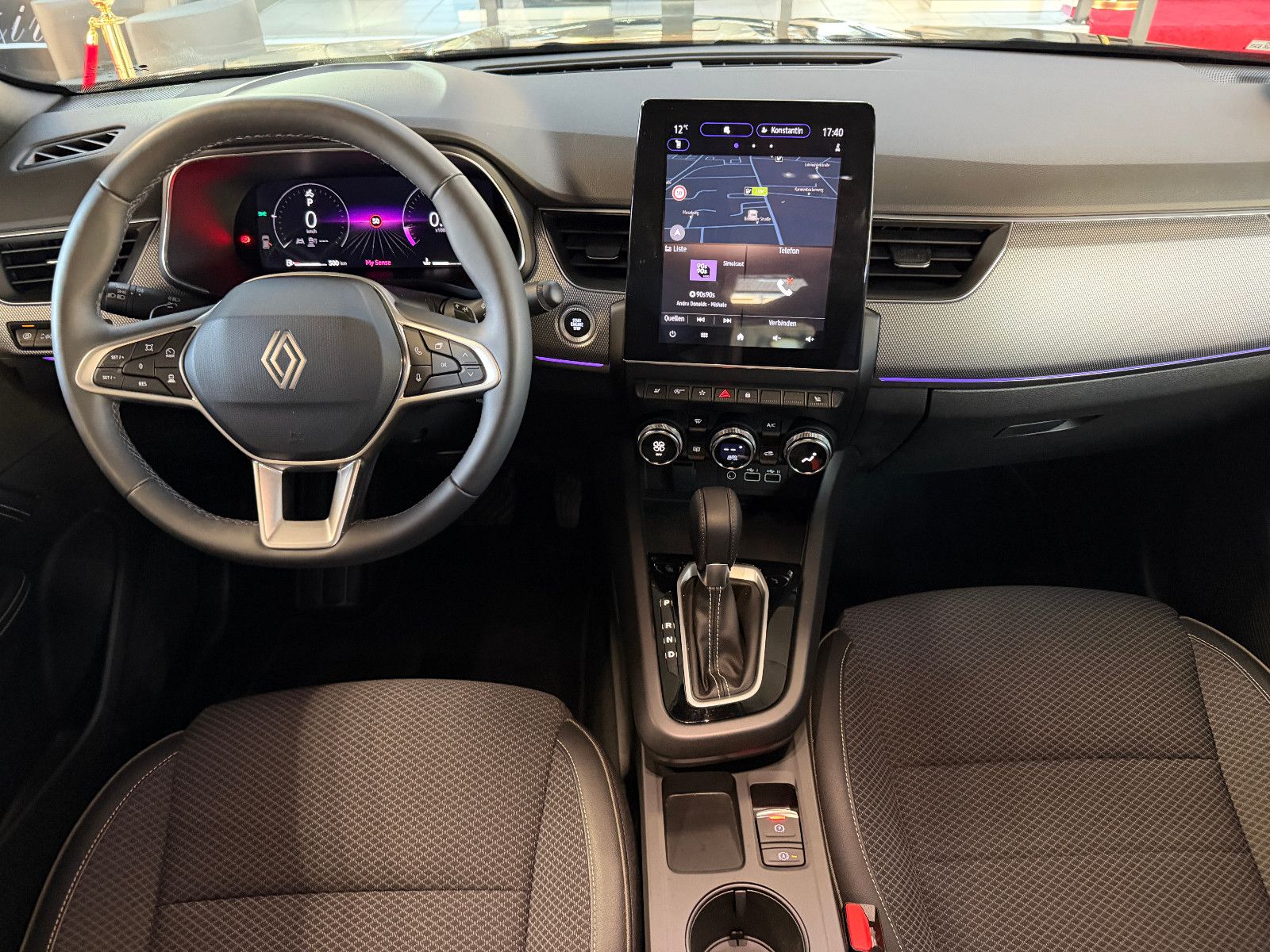 Fahrzeugabbildung Renault Arkana Techno/KAMERA/AMBIENTE/KAMERA/LEDER/ACC