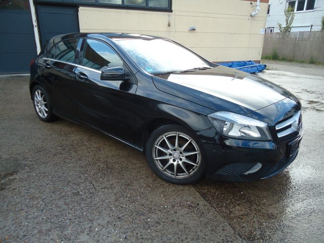 Mercedes-Benz A 180 A -Klasse A 180 BlueEfficiency