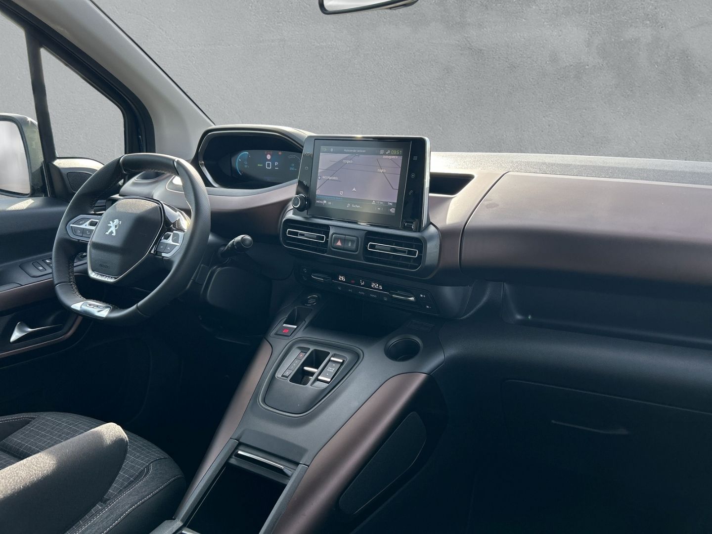 Fahrzeugabbildung Peugeot Rifter GT Elektromotor L2 136