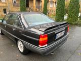Opel Omega Diamant Edition - Opel Omega mit Benzin-Antrieb: Limousine