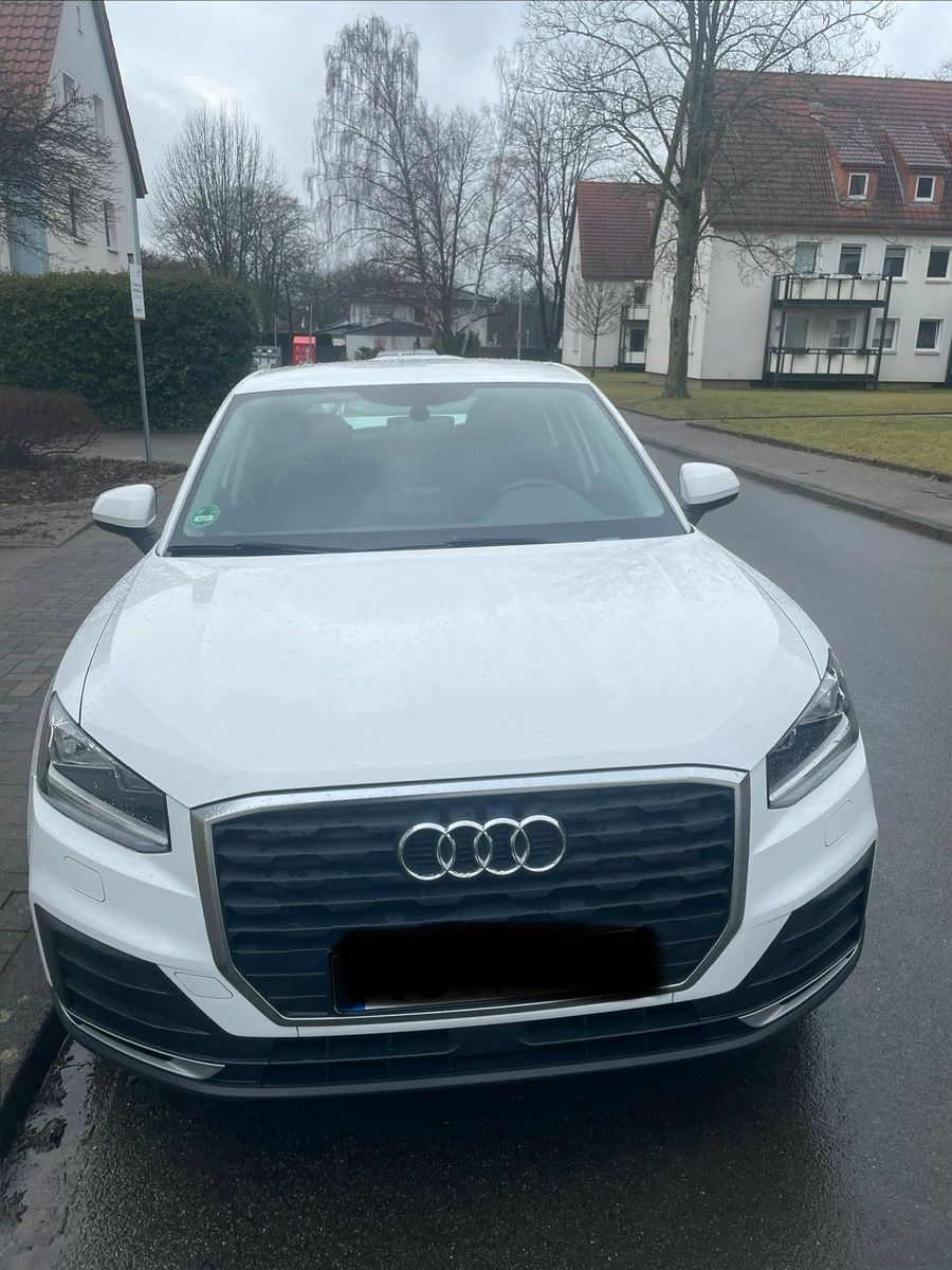 AUDI Audi Q2  TÜV/Inspektion/Bremsen NEU