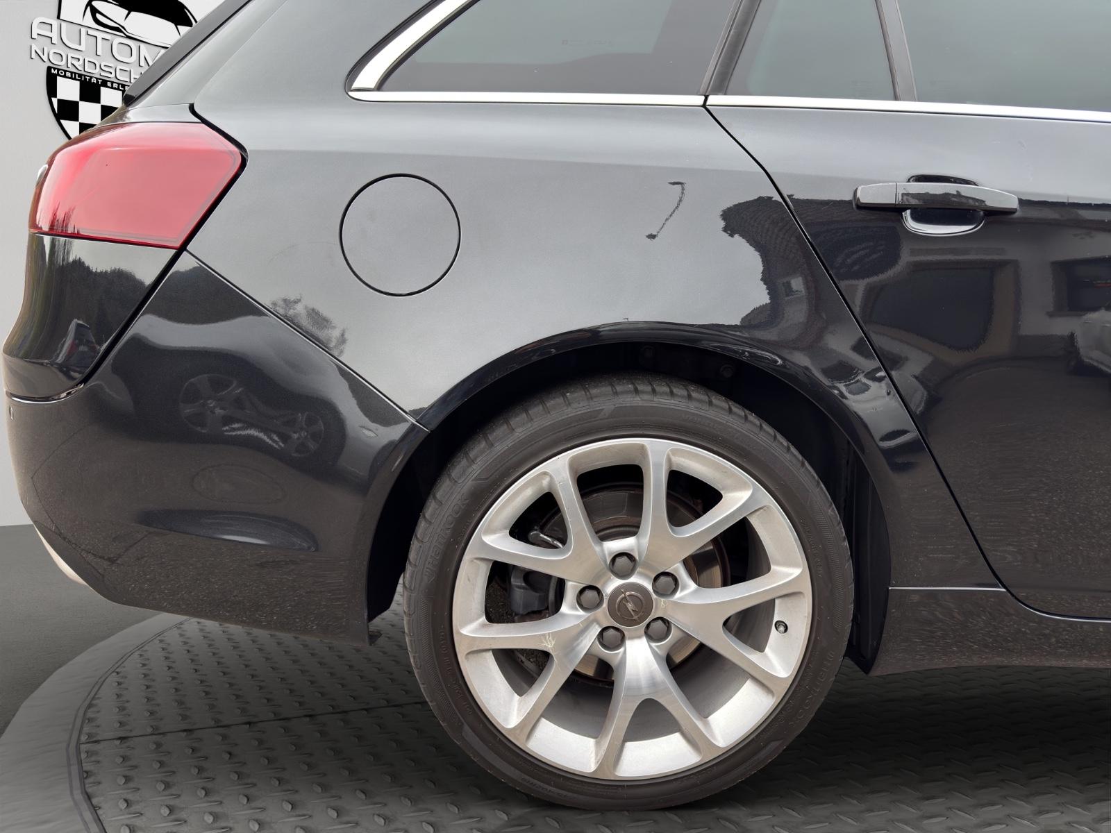 Opel Insignia OPC 4x4 | RECARO LEDER 1HAND NAVI