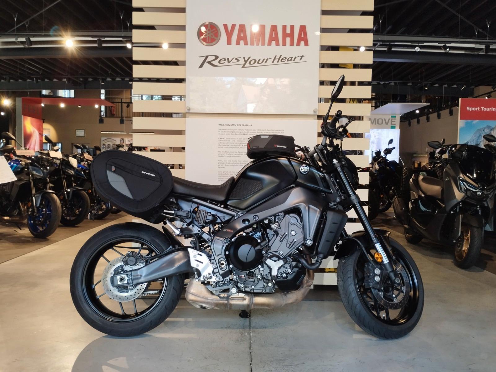 Yamaha MT-09 *inkl. Zubehör*