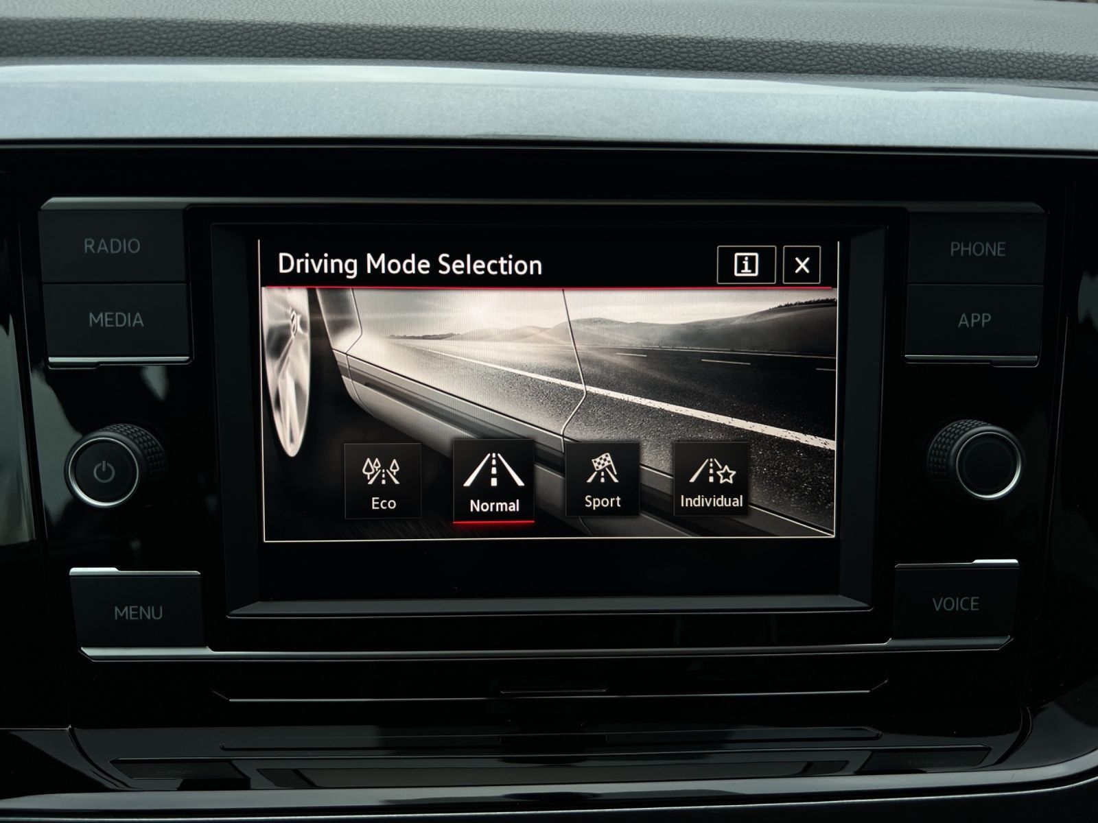 Polo GTI 2.0 TSI DSG LED*SHZ*Klima