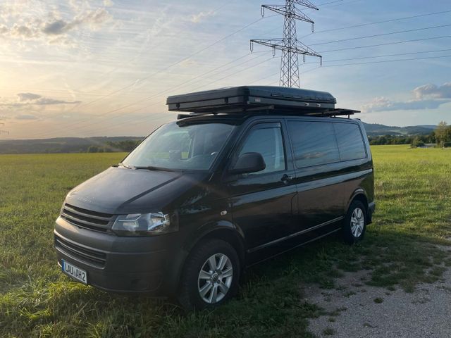 Volkswagen T5 mit Dachzelt Bulli Ausgebaut Solar 