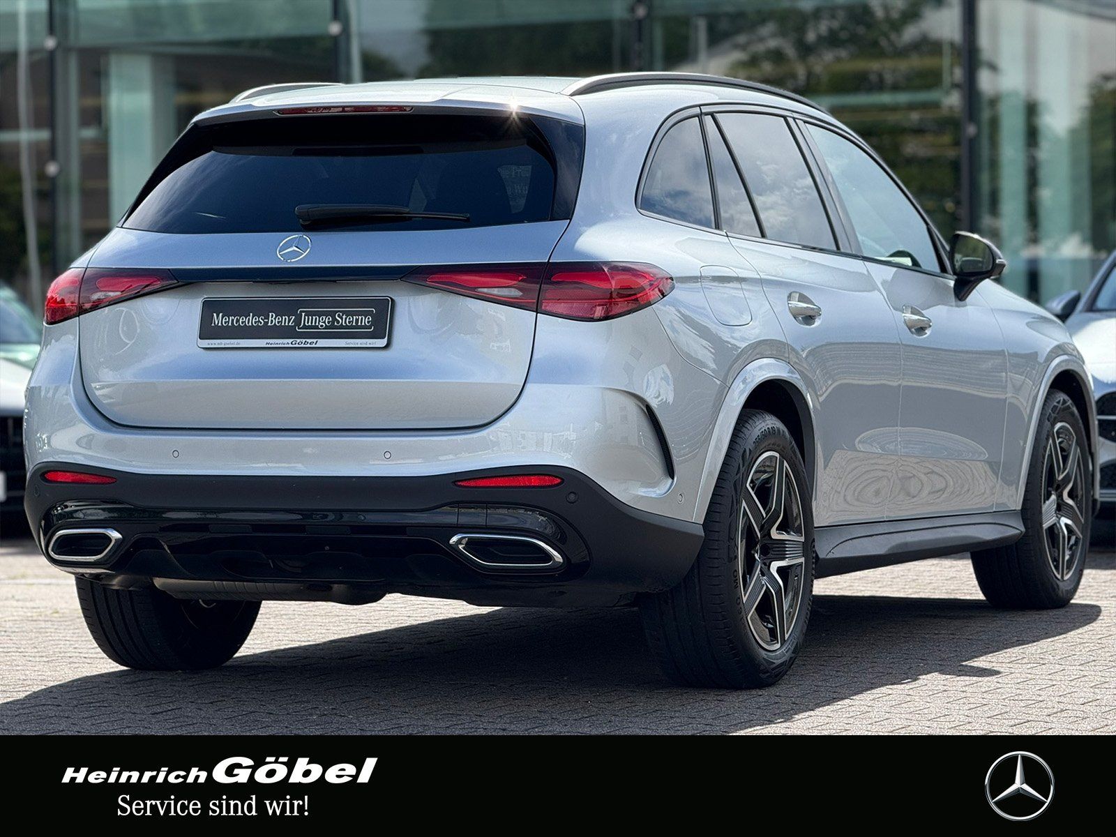 Fahrzeugabbildung Mercedes-Benz GLC 220 d 4M AMG*AHK*MEMORY*360°*DISTRONIC