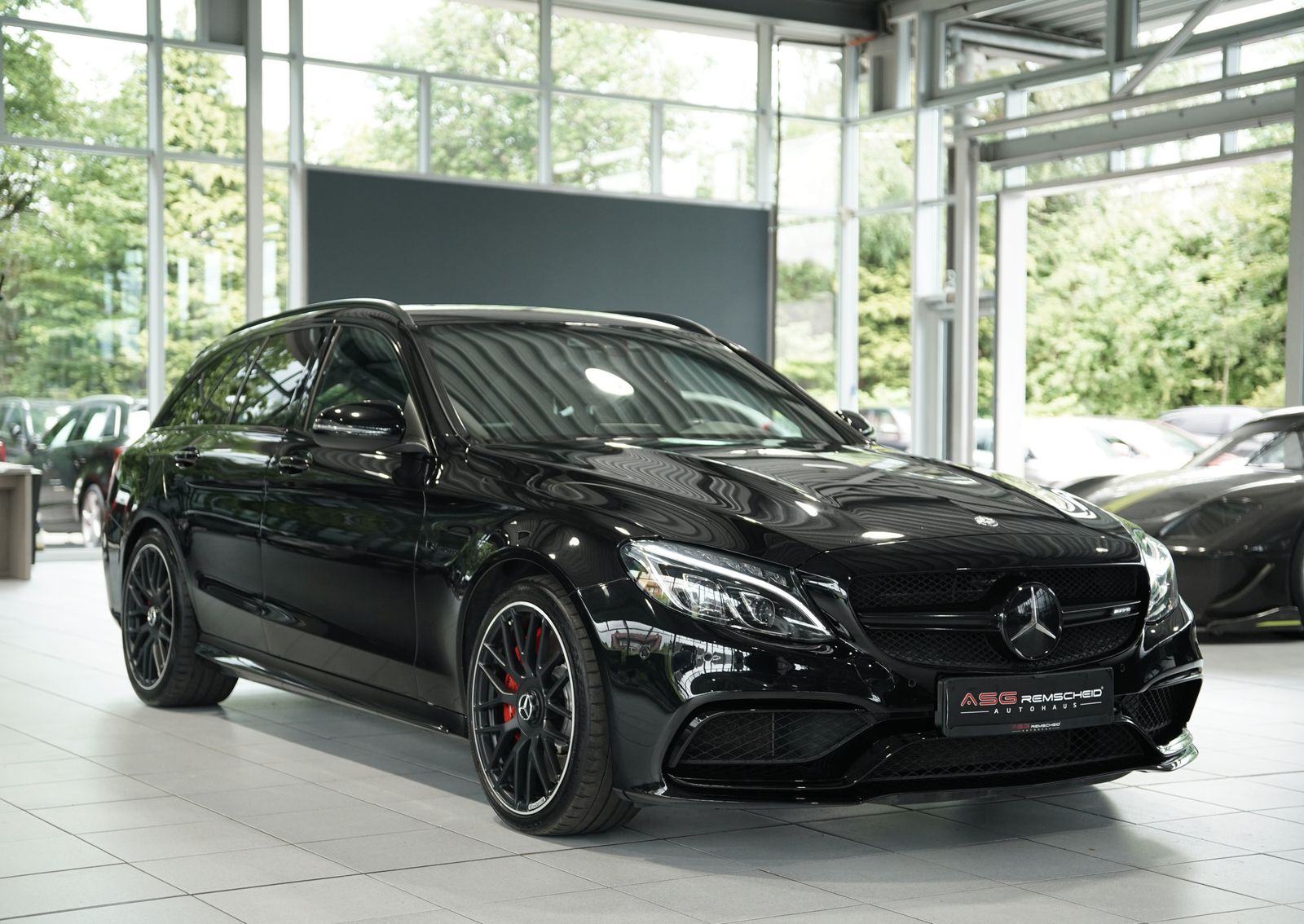Mercedes Benz C 63 Amg