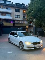 BMW 330d  2012 - BMW 123 in Essen
