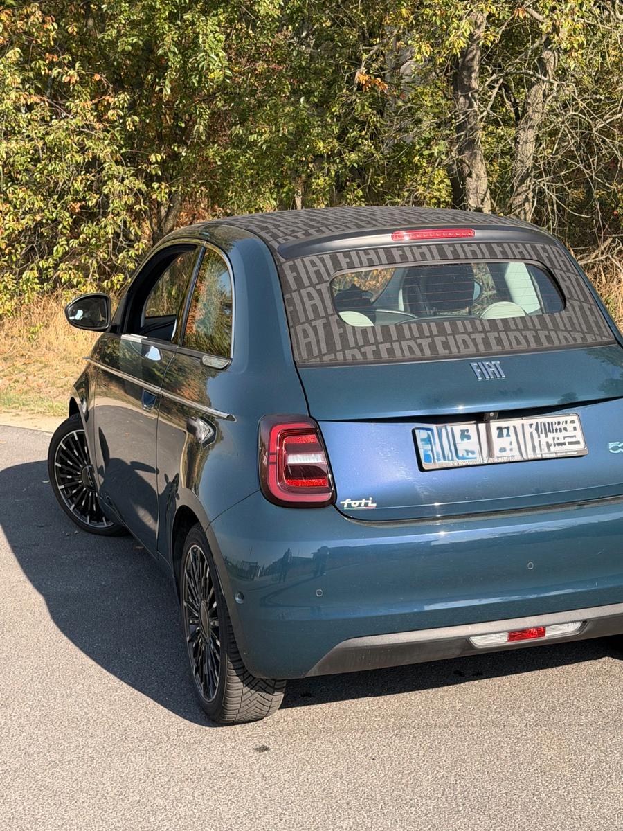 Fiat  500e La Prima Cabrio | DEKRA SoH 94 %
