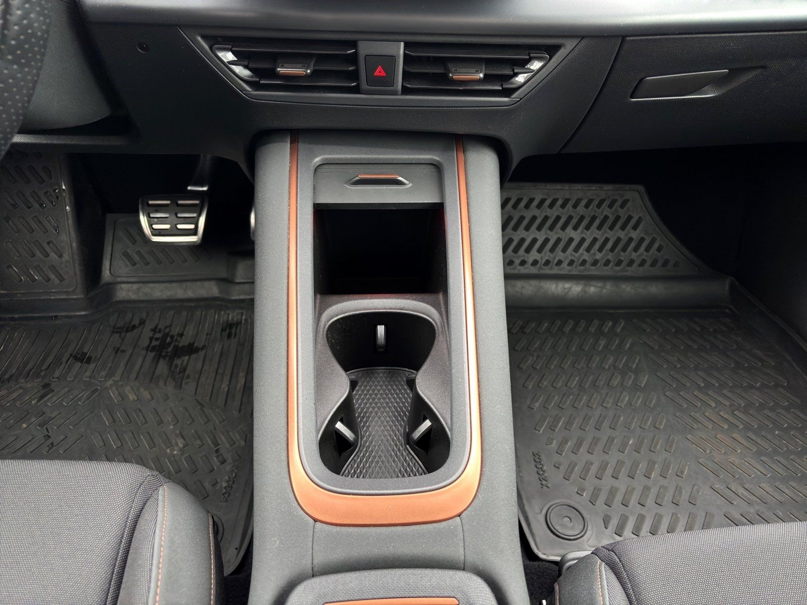 Cupra Born - Bild 15