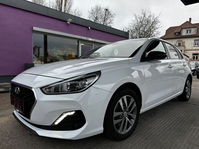 Hyundai i30 YES! 1.6 CRDi "SHZ"LHZ""Automatik"Navi"