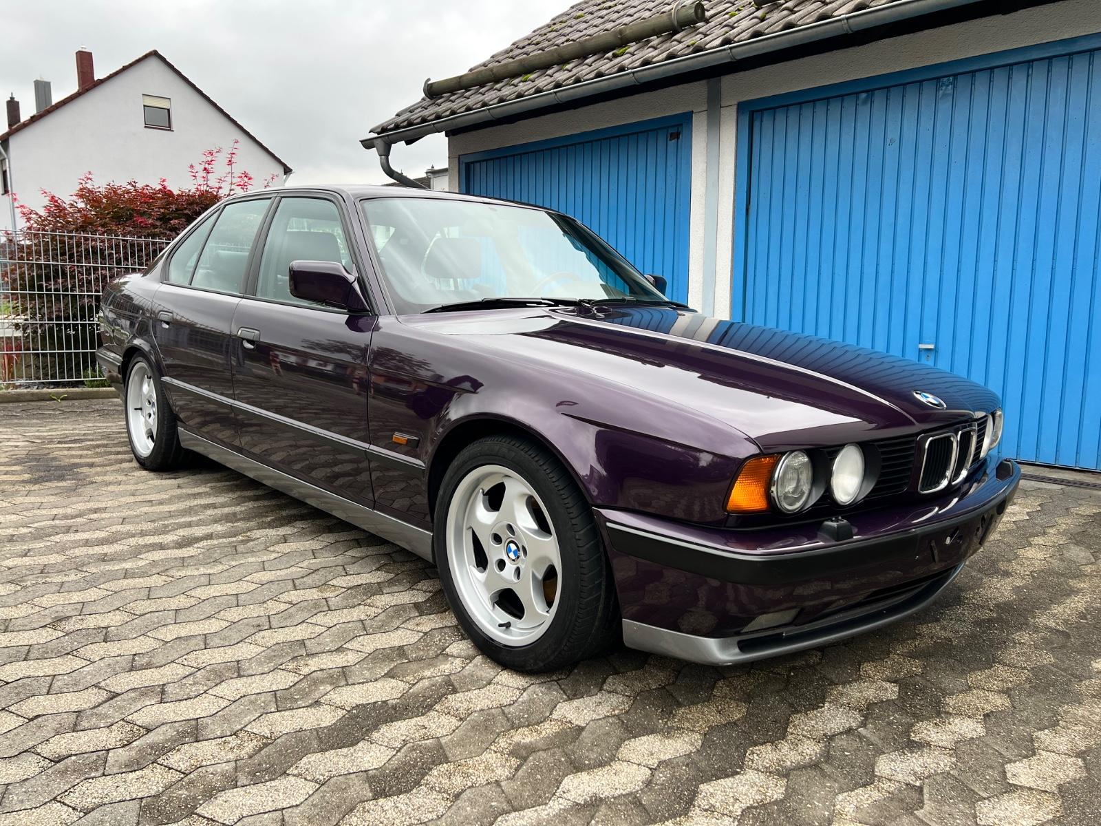 BMW M5 3.8 E34 Daytona-Violett
