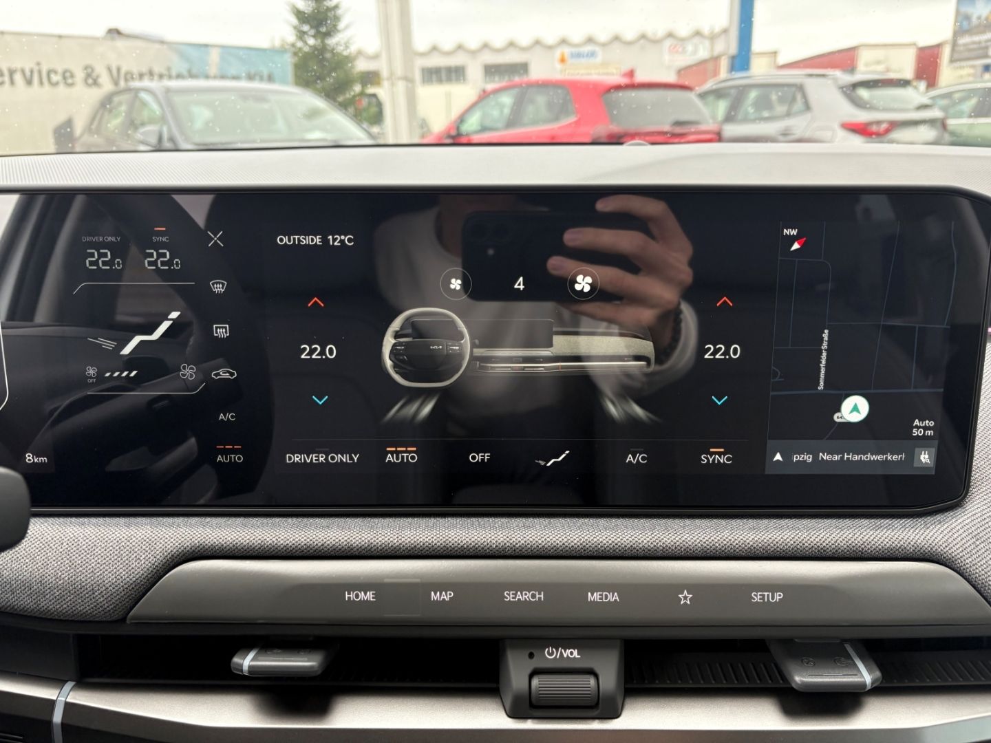 Fahrzeugabbildung Kia EV3 150 kW Earth KLIMA Harman&Kardon TotWinkAss