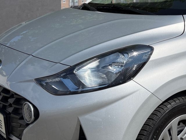 Fahrzeugabbildung Hyundai i10 Select 1.0 +RADIO+KLIMA+BT+SHZ+TEMPOMAT+DAB+