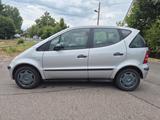 Mercedes-Benz A 140 CLASSIC --- TÜV 10/2026 --- - silberne Mercedes-Benz A 140