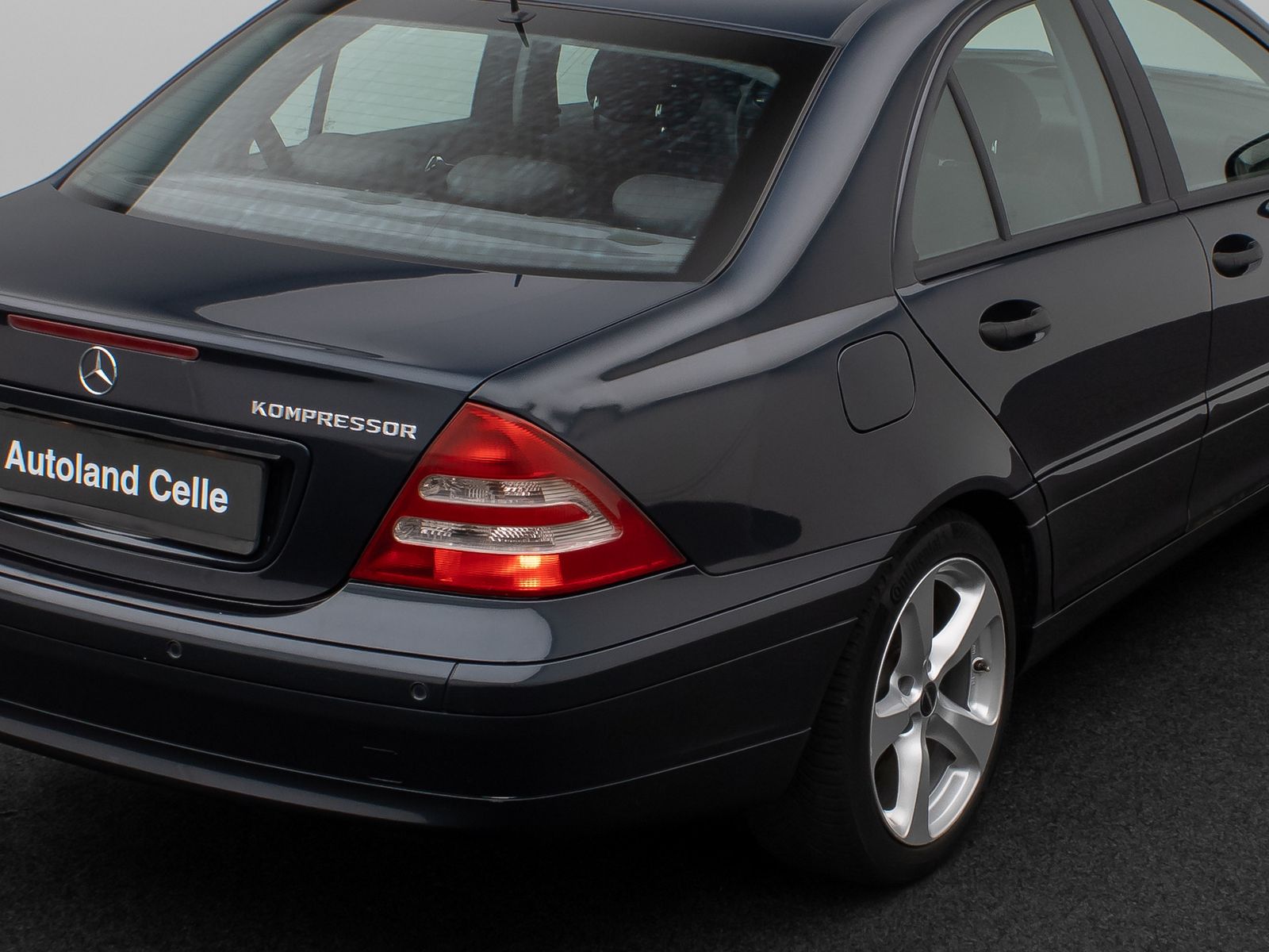 Fahrzeugabbildung Mercedes-Benz C 180 Limousine Kompressor Tempomat PDC