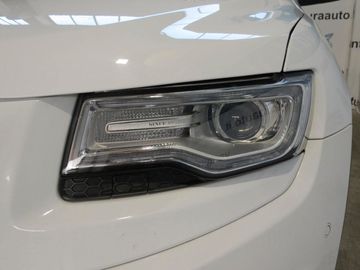 Jeep Grand Cherokee - 4