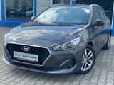 Hyundai i30 cw Passion*RCAM*PDC*KLIMA*SHZG*LENKHZG*TEMPO - Hyundai i30 in Köln