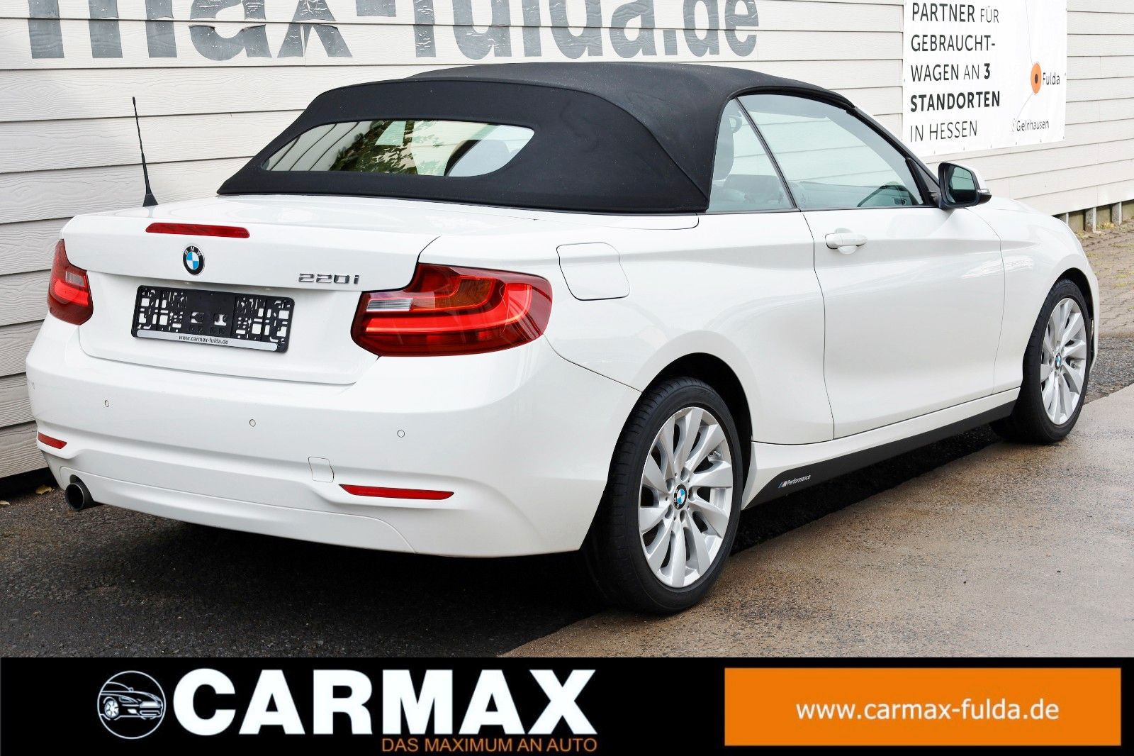 Fahrzeugabbildung BMW 220i Cabrio  Advantage TLeder,Xenon,SH,PDC,SR+WR
