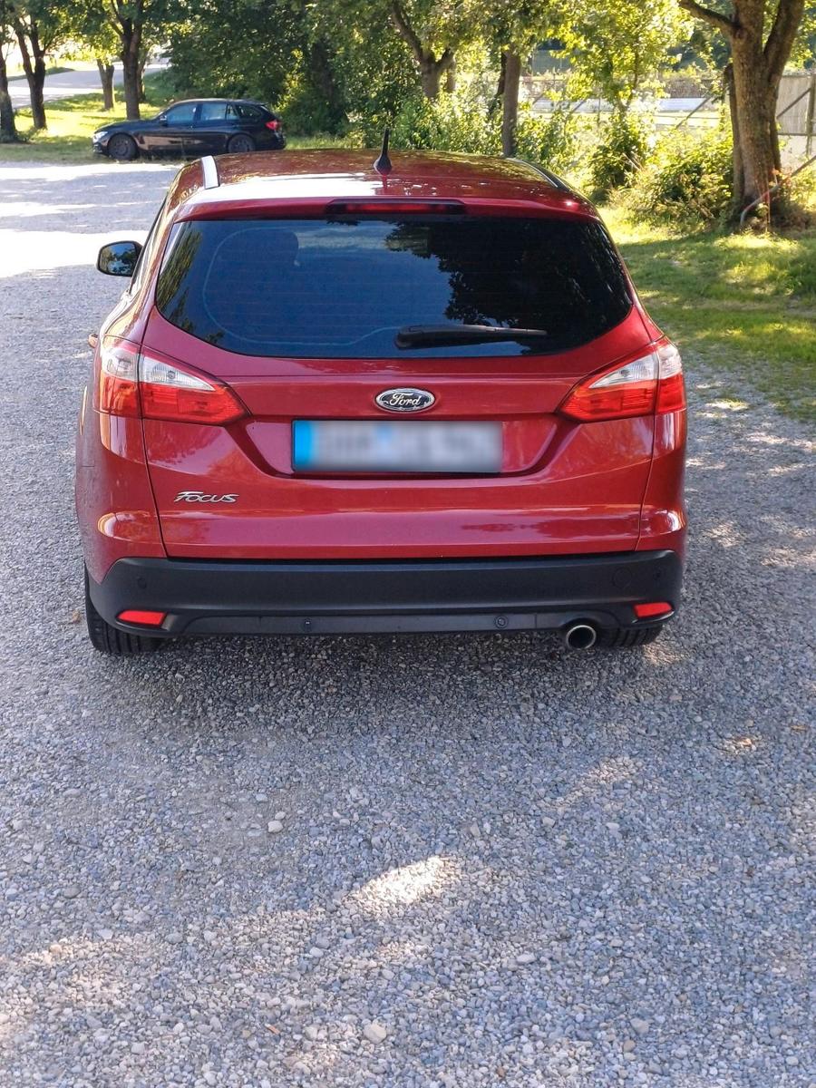 Ford Focus 2013 — engine 140 HP (103kW)