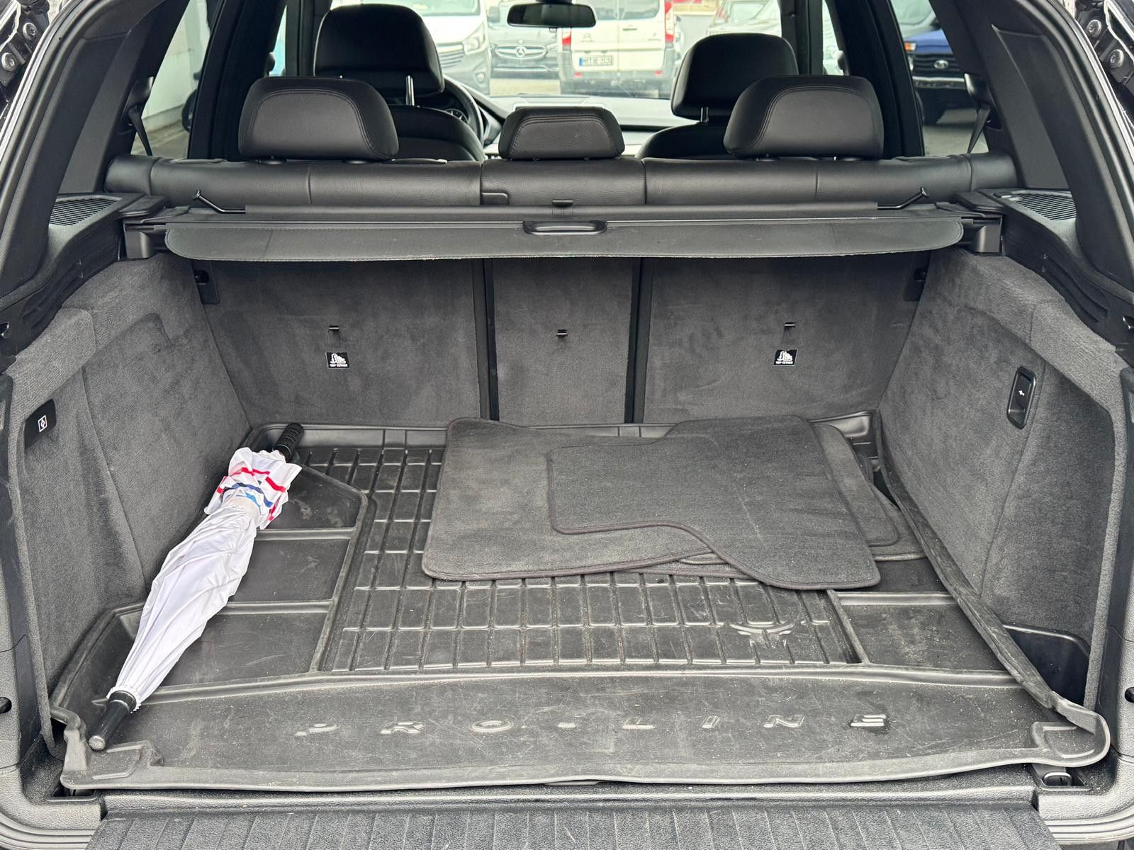 Fahrzeugabbildung BMW X5 xDrive 30 d M-Paket LED+NAVI+LEDER+MEMO+VIRTU