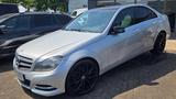 Mercedes-Benz C 180 C 180 CGI Panorama Comand 19 Zoll - Mercedes-Benz C 180 mit Benzin-Antrieb: Panorama-Dach, Limousine
