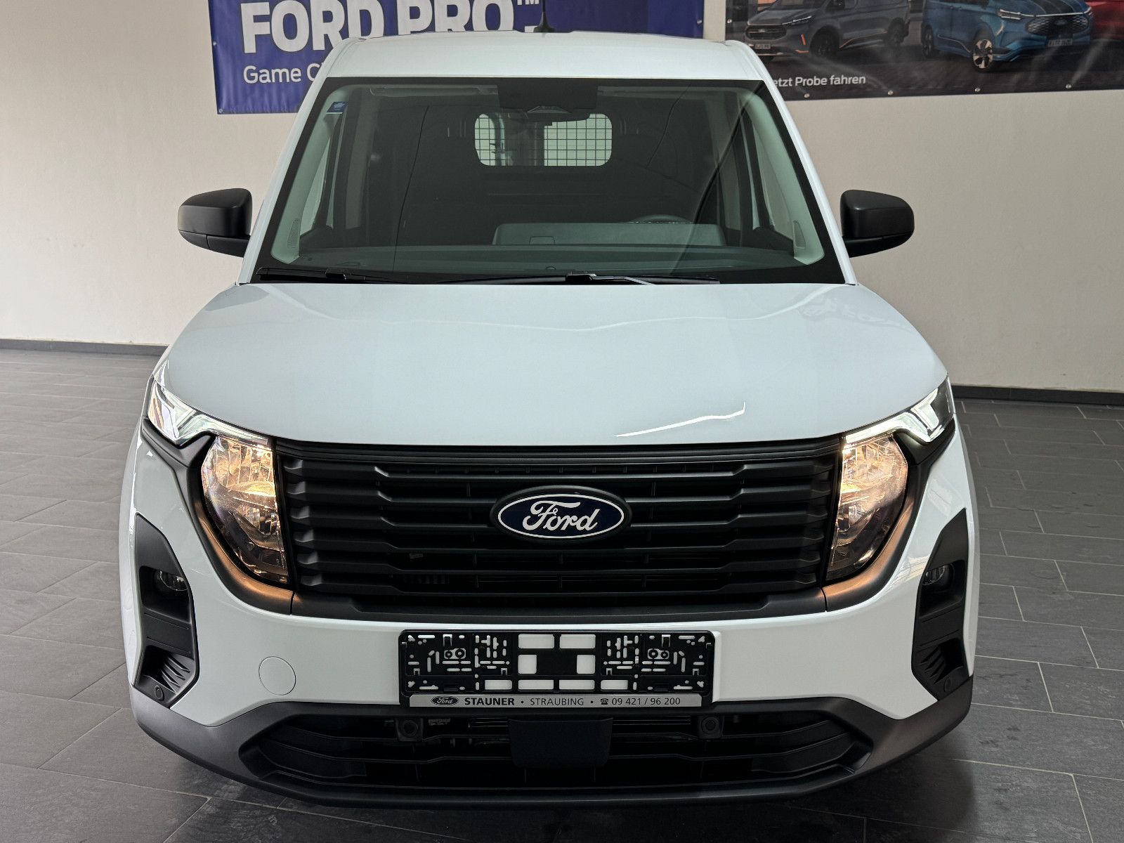 Ford Transit Courier 1.0 EcoBoost Trend /NAVI/AHK/SHZ imagem 2