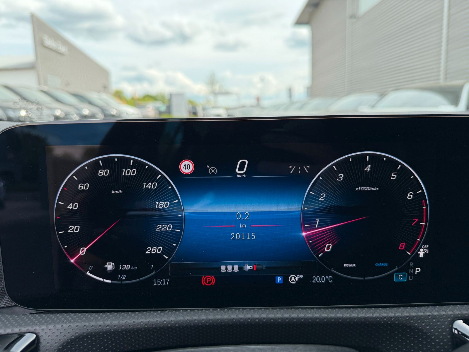 Fahrzeugabbildung Mercedes-Benz A 200 Progressive R-Kamera+LED+DAB+IHC+MBUX