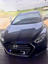 Hyundai i40 1.7 CRDi 104kW blue Premium DCT Premium - Hyundai i40 mit Diesel-Antrieb: Kombi, 1.7