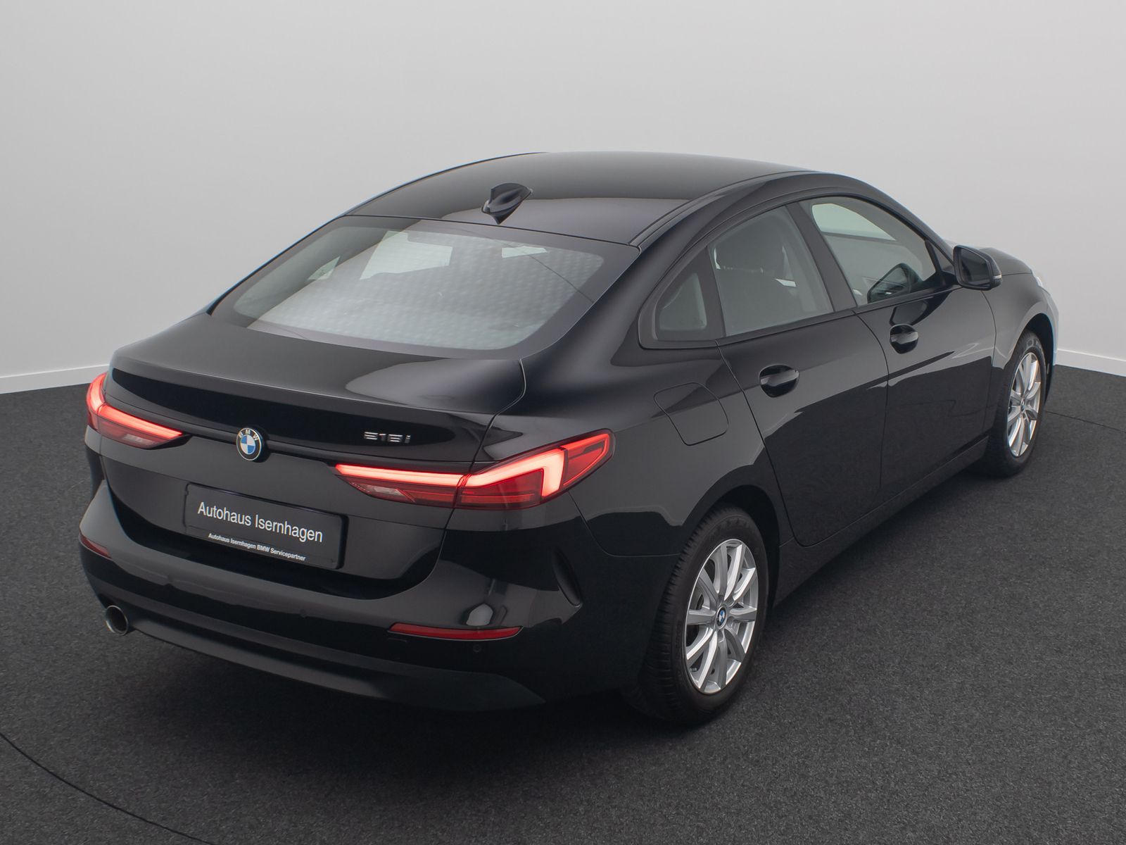 Fahrzeugabbildung BMW 218i Gran Coup&eacute; DAB GeschwindigReg PDC CockpitPr